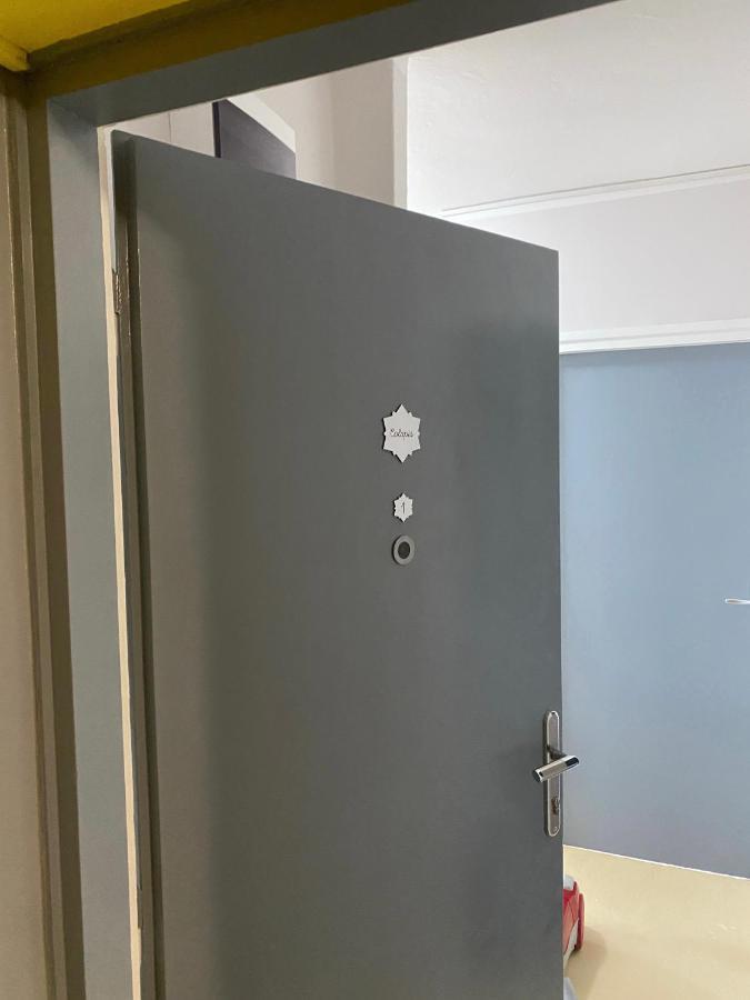Apartman Colapis- Self Check In, Free Parking, Premium Location! Карловаць Екстер'єр фото