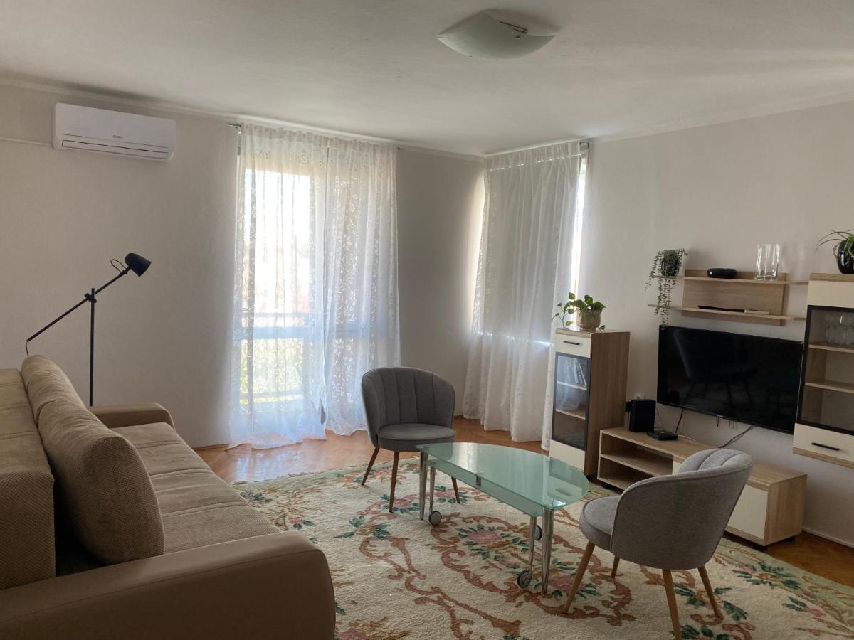 Apartman Colapis- Self Check In, Free Parking, Premium Location! Карловаць Екстер'єр фото