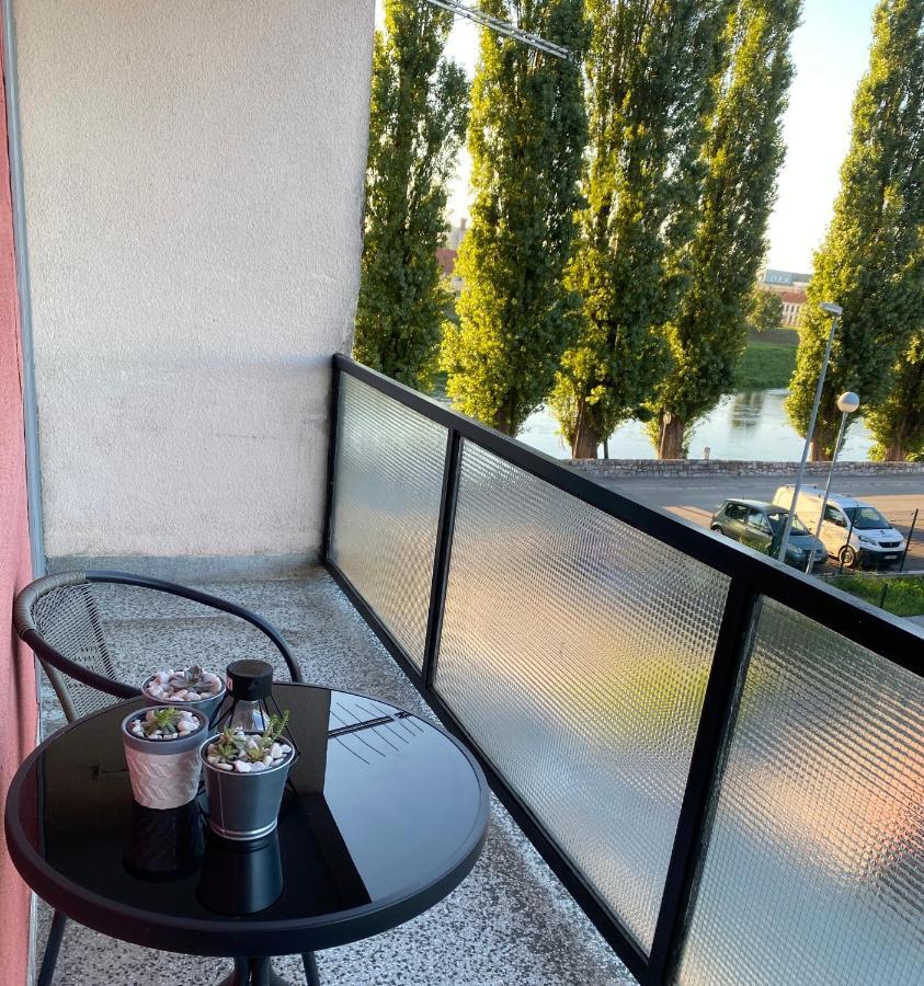 Apartman Colapis- Self Check In, Free Parking, Premium Location! Карловаць Екстер'єр фото